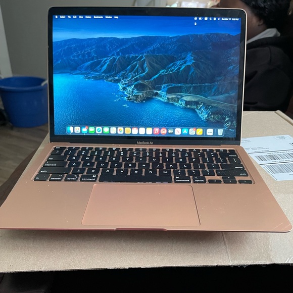MacBook Air 13”